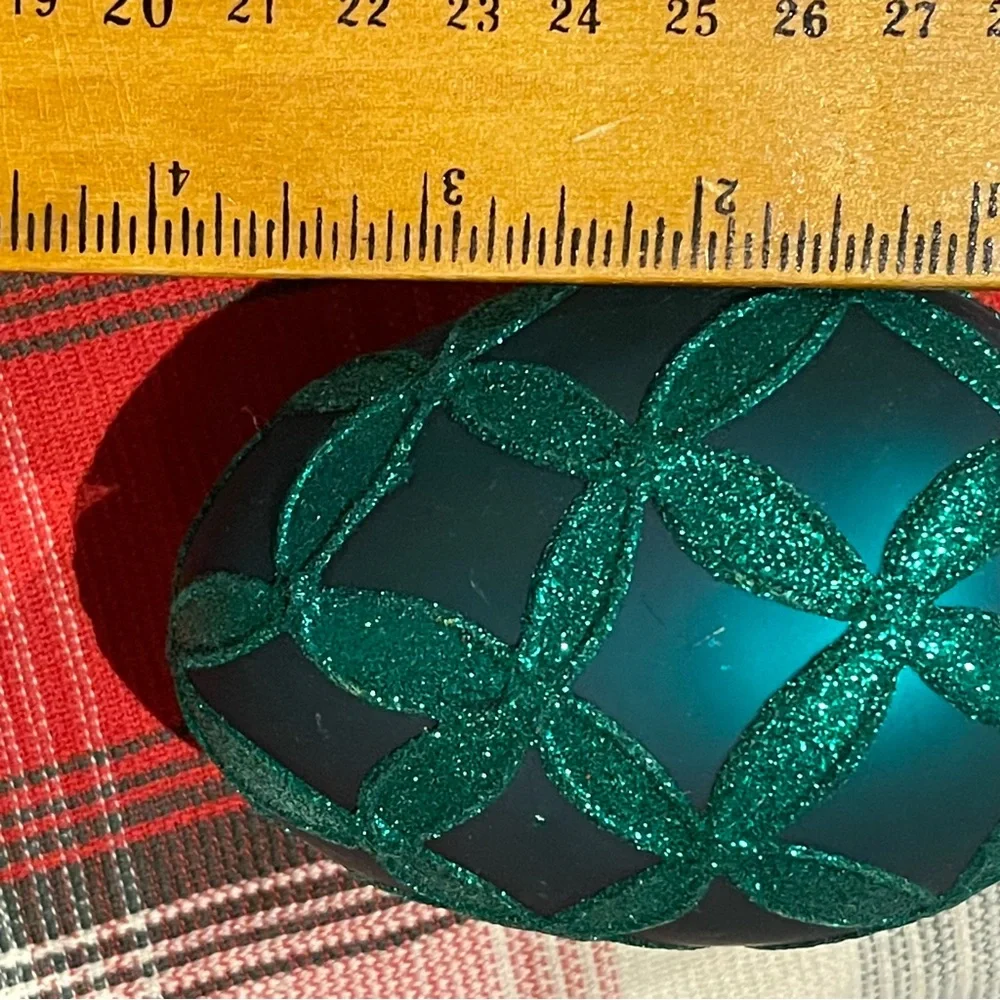 Williams Sonoma emerald green Christmas ornament